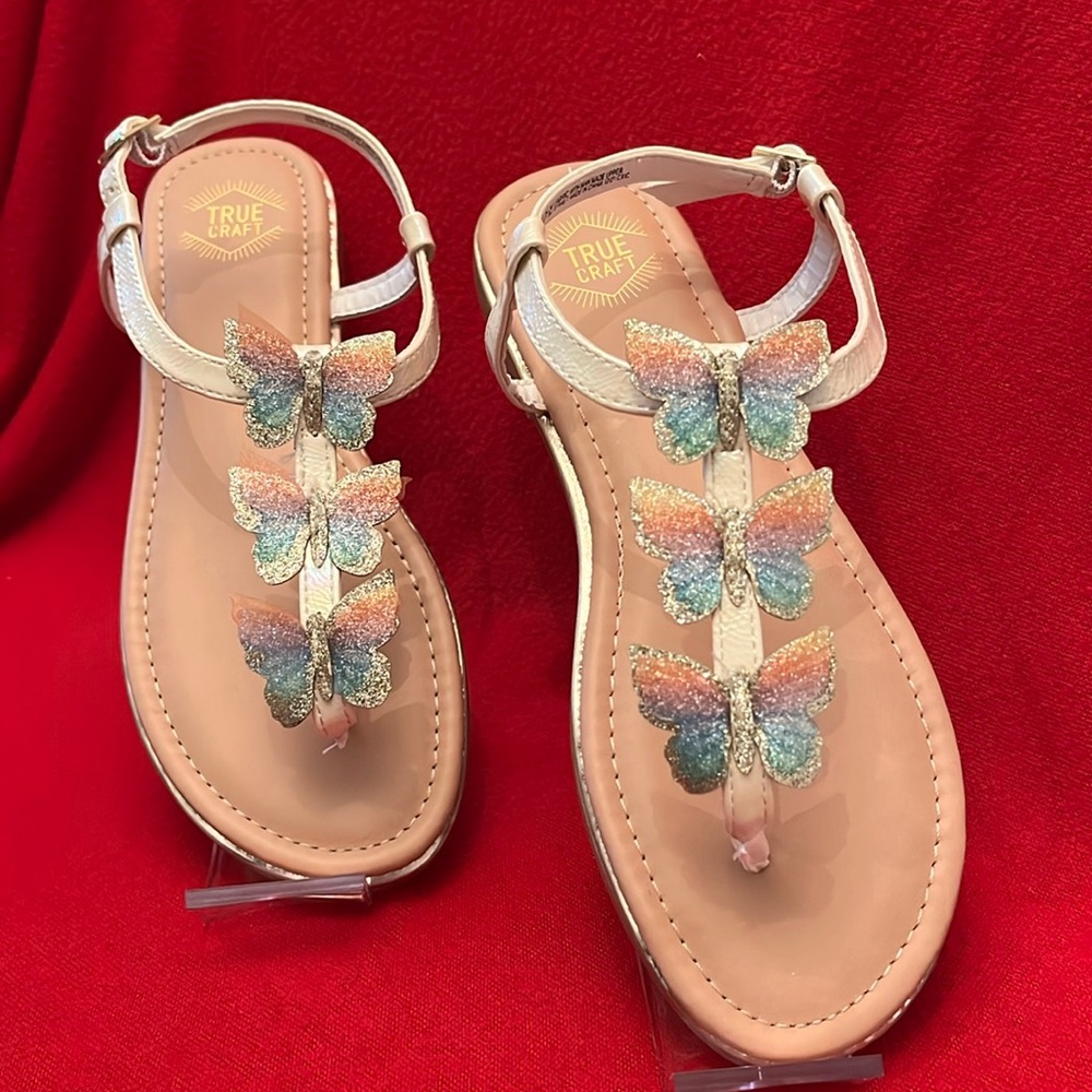 New True Craft Womens Sandals